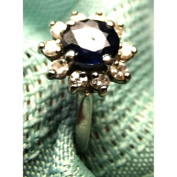 Vintage 14K White Gold Blue Sapphire & Diamond Halo Ring (1970s Custom) - Picture 7 of 11